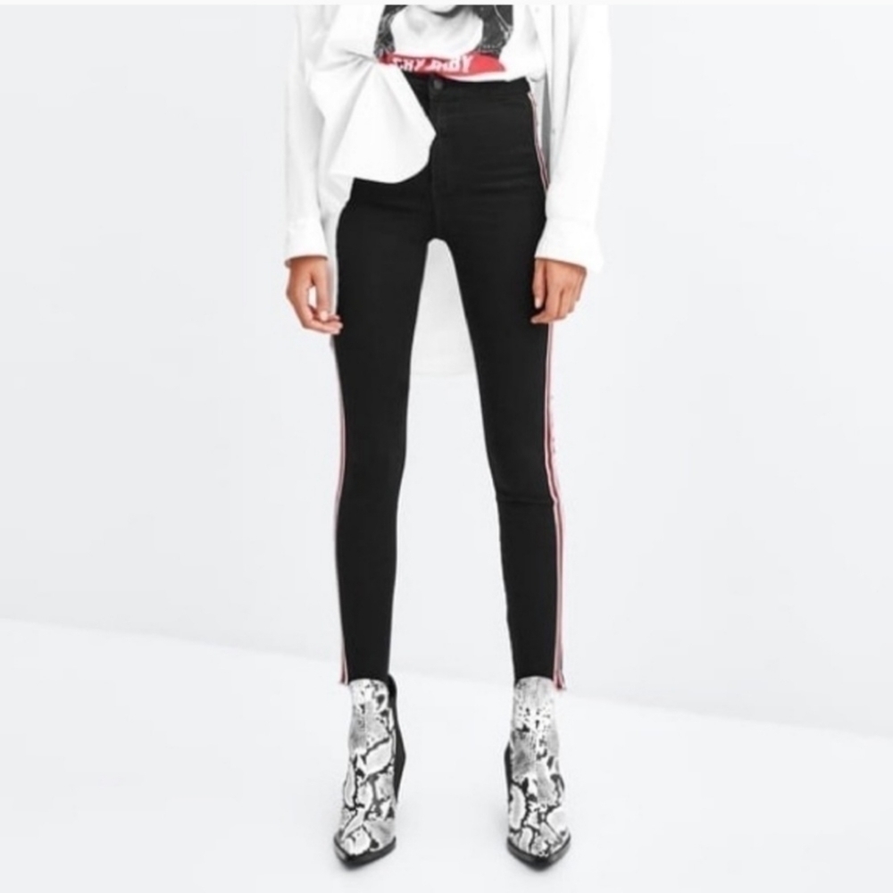 Zara | Trafaluc Black Jeans Red Striped Side